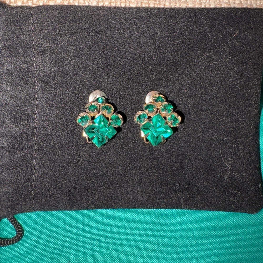Vintage Green Crystal Silver Clip Earrings
